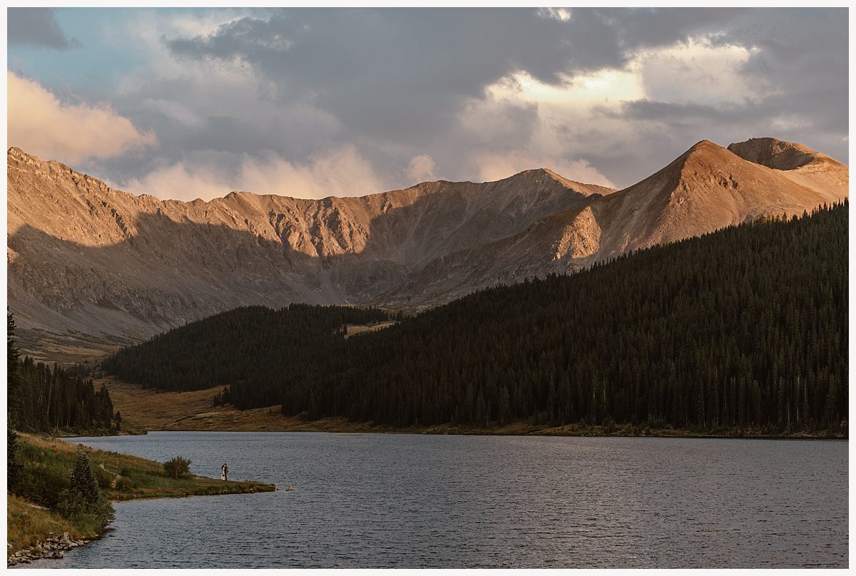 couple eloping by alpine lake, Should I elope, How do I elope, Is eloping right for me, colorado elopement, elopement, colorado elopement photographer, colorado elopement photography,