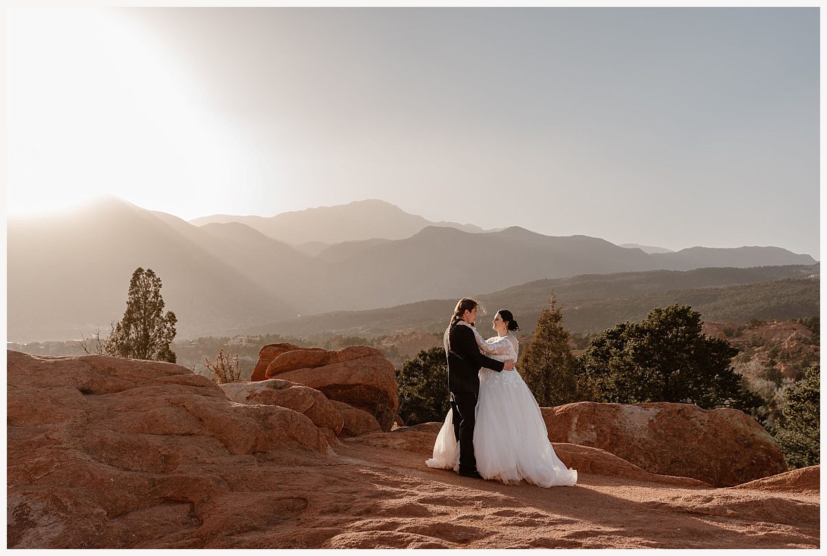 garden of the gods elopemetn, Should I elope, How do I elope, Is eloping right for me, colorado elopement, elopement, colorado elopement photographer, colorado elopement photography,